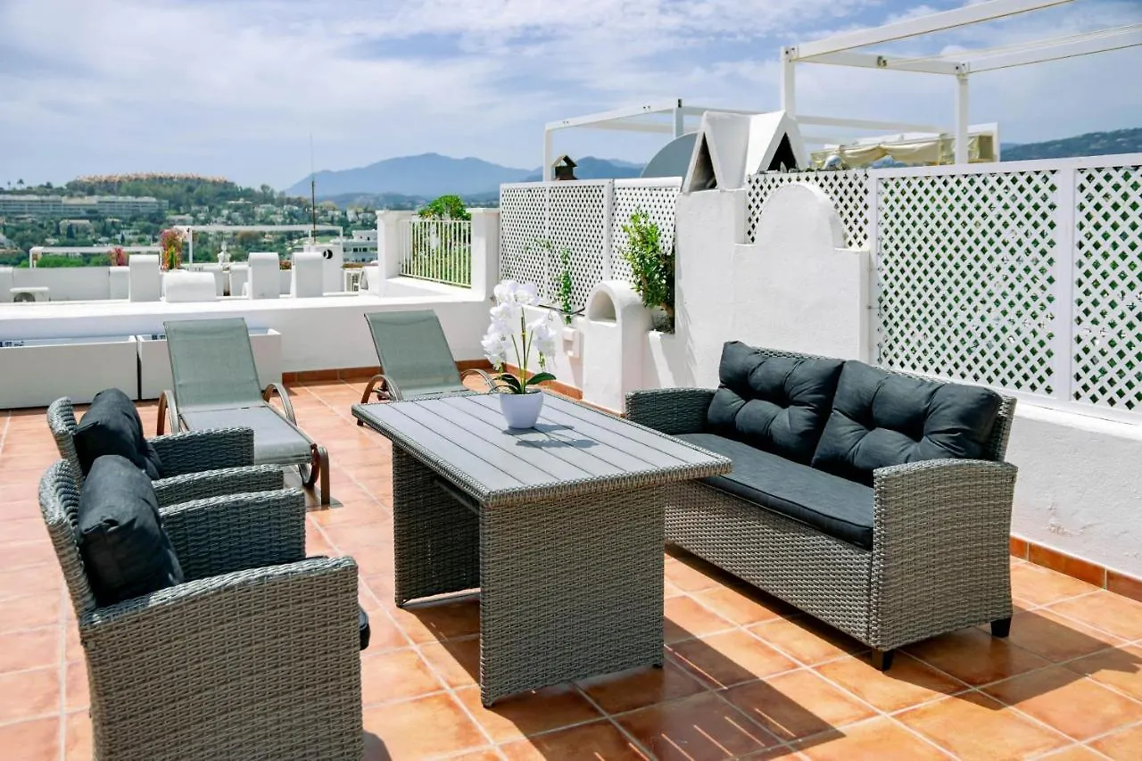 Captivating Coastal Townhouse In Aloha Pueblo With Amazing Mountain Views Marbella