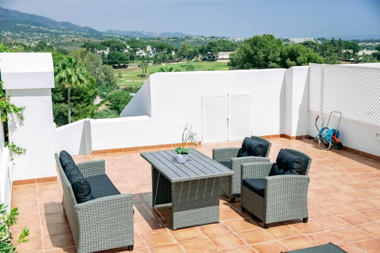 Captivating Coastal Townhouse In Aloha Pueblo With Amazing Mountain Views Marbella 0*,  Spanien