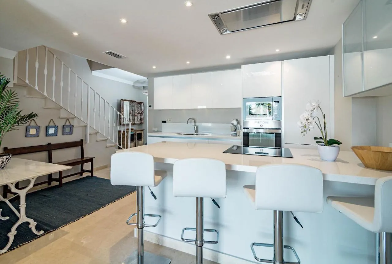 Captivating Coastal Townhouse In Aloha Pueblo With Amazing Mountain Views Marbella 0*,  Spain